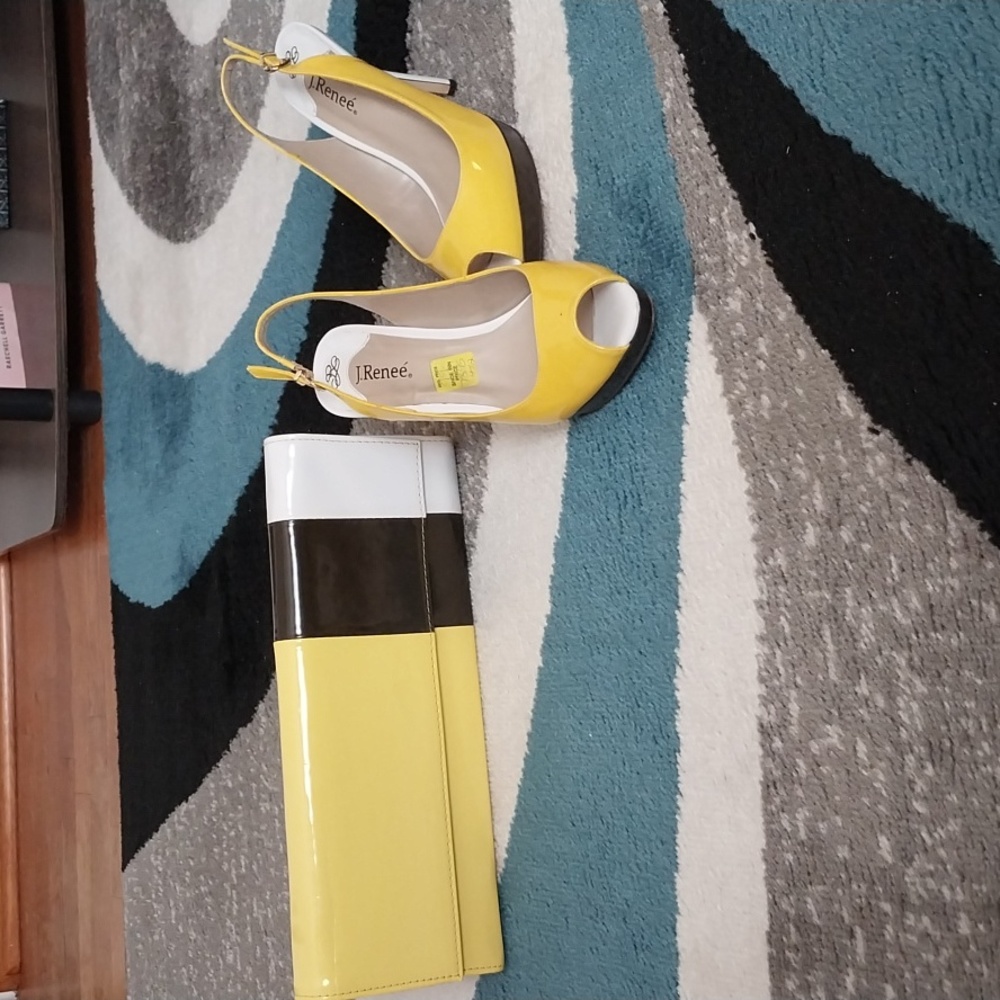 J. Renee yellow pumps and matching purse